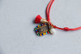 Cargar la imagen en la vista de la galería, Pulsera de hilo rojo y escapulario - PAQUETE 10 PIEZAS